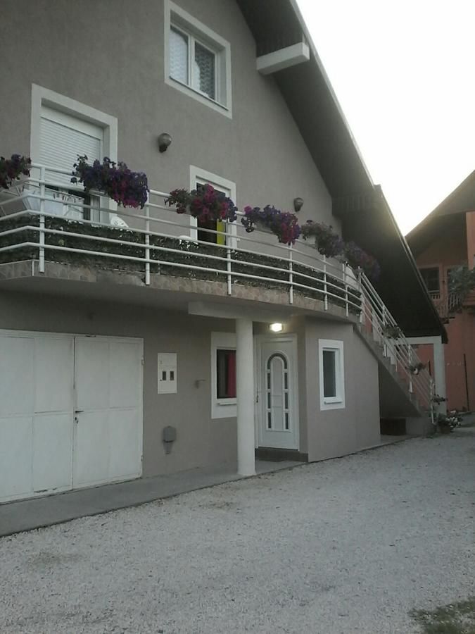 Апартаменты Apartman Maša Цетине-8